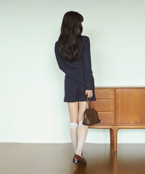 VANNIE U（ヴァニーユー）の「ミニケーブルニットショートパンツ/セットアップ着用可能（その他パンツ・レディース・グレー/ネイビー・FREE）」の19枚目の写真