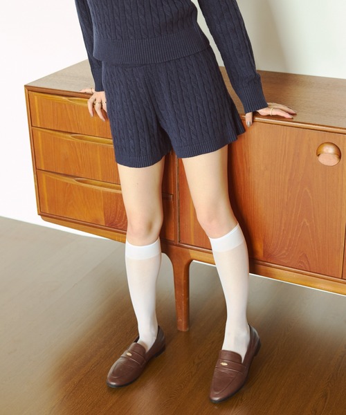 VANNIE U（ヴァニーユー）の「ミニケーブルニットショートパンツ/セットアップ着用可能（その他パンツ・レディース・グレー/ネイビー・FREE）」の15枚目の写真