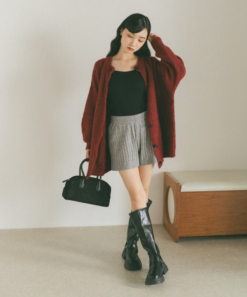 VANNIE U(ヴァニーユー)の「ミニケーブルニットショートパンツ/セットアップ着用可能(その他パンツ・レディース・グレー/ネイビー・FREE)」の14枚目の写真