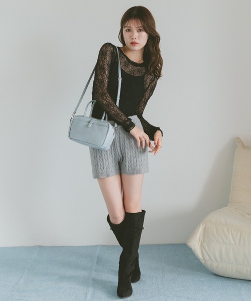 VANNIE U(ヴァニーユー)の「ミニケーブルニットショートパンツ/セットアップ着用可能(その他パンツ・レディース・グレー/ネイビー・FREE)」の16枚目の写真