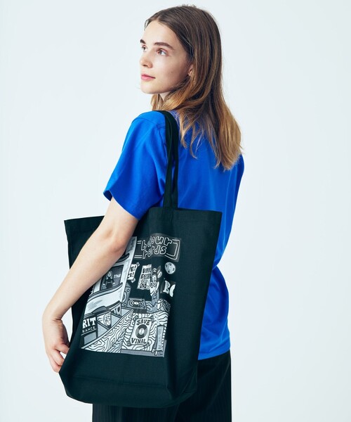 bonjour records（ボンジュールレコーズ）の「【chocomoo×bonjour records】 RECORD BAG（トートバッグ・レディース・ネイビー/ブラック・FREE）」の11枚目の写真