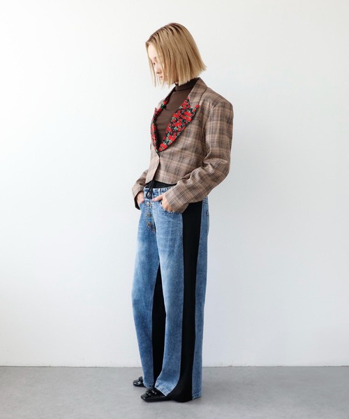 Three Four Time(スリーフォータイム)の「ローズプリント切替チェックショートジャケット(テーラードジャケット・レディース・ベージュ・FREE)」の7枚目の写真