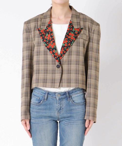 Three Four Time(スリーフォータイム)の「ローズプリント切替チェックショートジャケット(テーラードジャケット・レディース・ベージュ・FREE)」の8枚目の写真