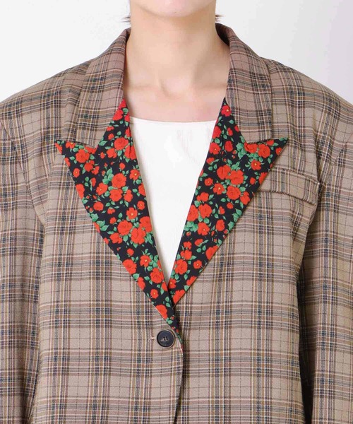Three Four Time(スリーフォータイム)の「ローズプリント切替チェックショートジャケット(テーラードジャケット・レディース・ベージュ・FREE)」の11枚目の写真