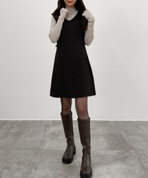 CENEA | Vネックミニジャンパースカート(ジャンパースカート)