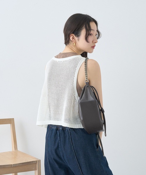 earth music&ecology（アースミュージックアンドエコロジー）の「フラワー刺繍メッシュベスト（ベスト・レディース・ブラック/オフホワイト・FREE）」の5枚目の写真