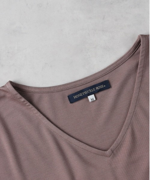 Right-on（ライトオン）の「HONEYSUCKLE ROSE(ハニーサックルローズ)【レディース】接触冷感ドルマンＶネックTシャツ（Tシャツ/カットソー・レディース・ライトベージュ/ブラック/ベージュ・M/L）」の17枚目の写真