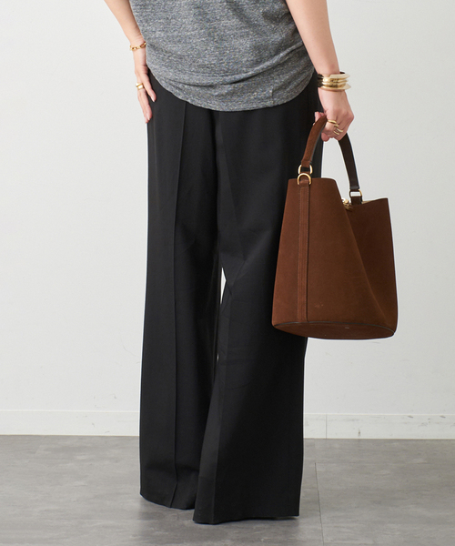 Deuxieme Classe（ドゥーズィエムクラス）の「Peter's suit タック