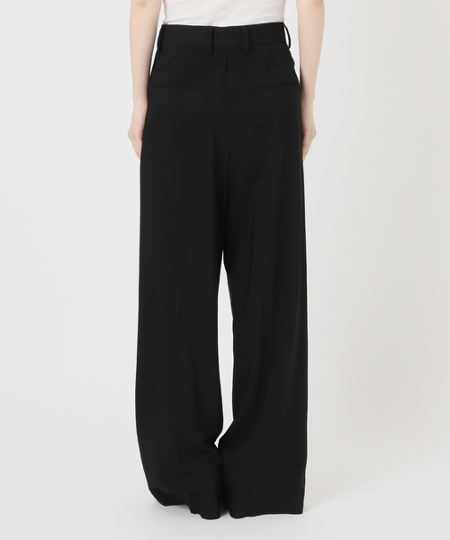 Deuxieme Classe（ドゥーズィエムクラス）の「Peter's suit タック