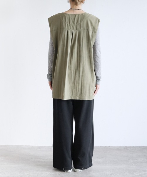 reca（レカ）の「ヴィンテージVネックロングベスト（ベスト・レディース・チャコールグレー/カーキ・FREE）」の9枚目の写真