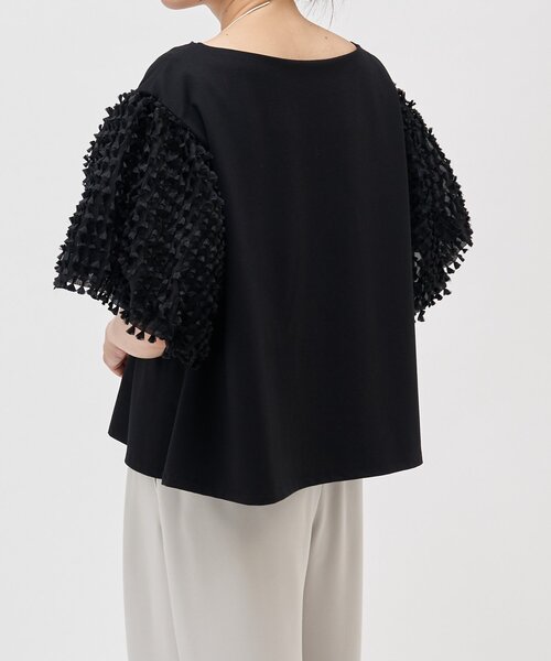 LIVETART（リヴェタート）の「フェザージャガード袖プルオーバー（Tシャツ/カットソー・レディース・アイボリー/ブラック・FREE）」の5枚目の写真