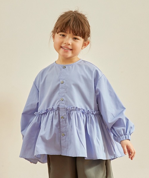 undeny.（アンディニ－）の「undeny/アンディニー フレアブラウス（シャツ/ブラウス・キッズ・ブラック/オフホワイト/ブルー・M/L/XL）」の3枚目の写真