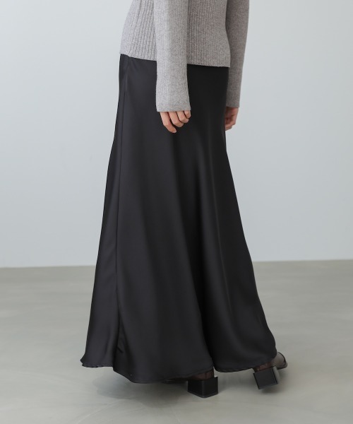 Bab（バブ）の「【選べるサイズ展開】サテンナロースカート（スカート・レディース・ベージュ/ブラウン/チャコールグレー/ブラック・S/M/L）」の12枚目の写真