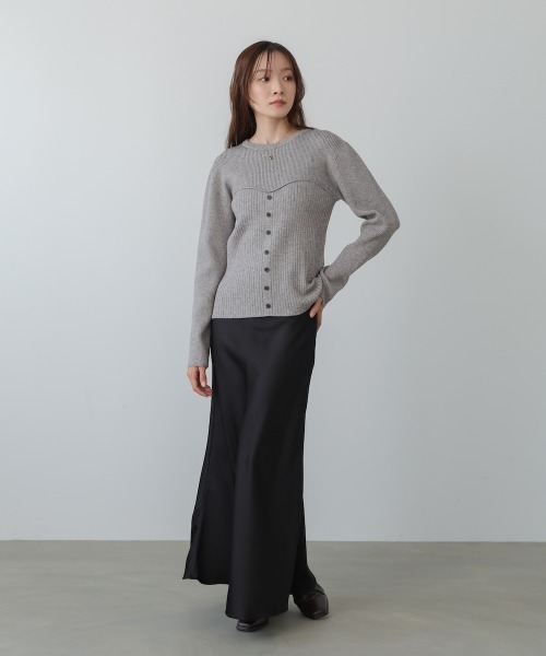 Bab（バブ）の「【選べるサイズ展開】サテンナロースカート（スカート・レディース・ベージュ/ブラウン/チャコールグレー/ブラック・S/M/L）」の14枚目の写真