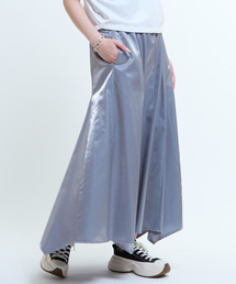 CONVERSE TOKYO | GLOSSY SATIN STAR★ CUT SKIRT(スカート)