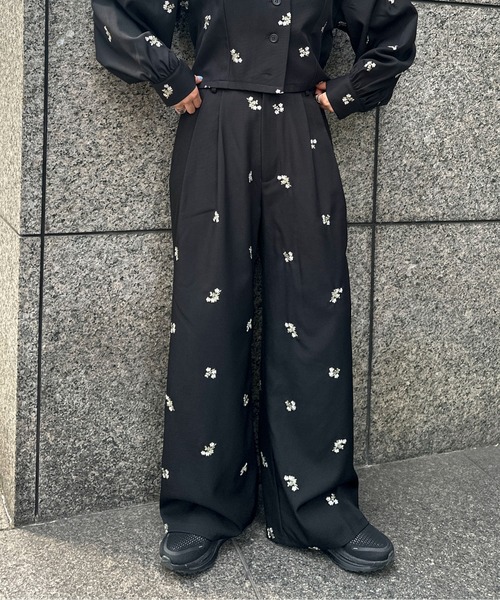 PILIT（ピリット）の「【セットアップ可】刺繍ワイドパンツ（その他パンツ・レディース・グレー/ブラック/ブラウン・MEDIUM/SMALL）」の2枚目の写真