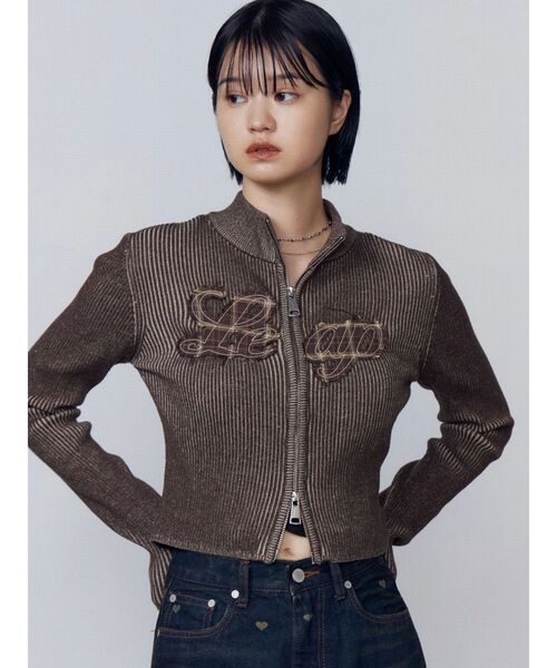 EMODA（エモダ）の「パッチロゴプレーティングニット（ニット/セーター・レディース・ブラック/ブラウン/グレー/ピンク・FREE）」の3枚目の写真