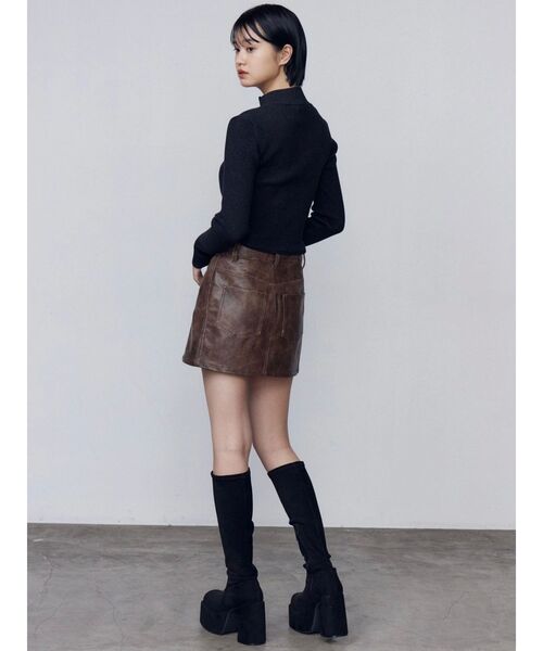 EMODA（エモダ）の「パッチロゴプレーティングニット（ニット/セーター・レディース・ブラック/ブラウン/グレー/ピンク・FREE）」の8枚目の写真