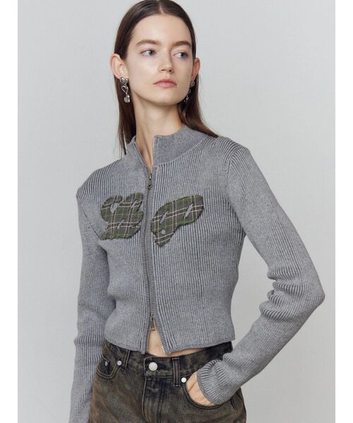 EMODA（エモダ）の「パッチロゴプレーティングニット（ニット/セーター・レディース・ブラック/ブラウン/グレー/ピンク・FREE）」の12枚目の写真