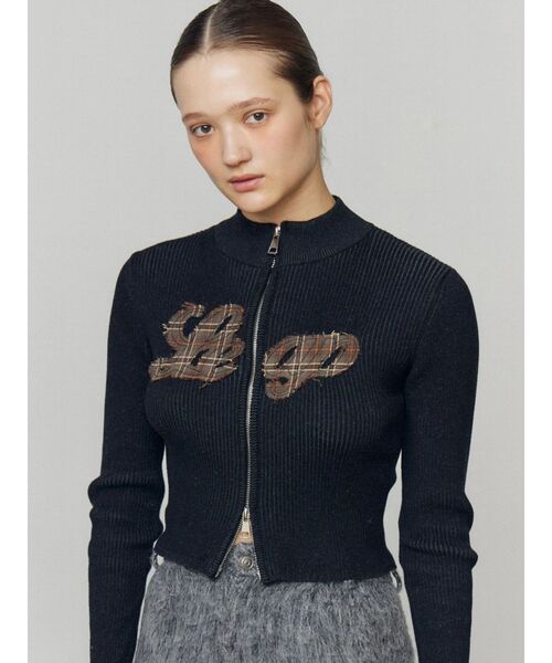 EMODA（エモダ）の「パッチロゴプレーティングニット（ニット/セーター・レディース・ブラック/ブラウン/グレー/ピンク・FREE）」の14枚目の写真