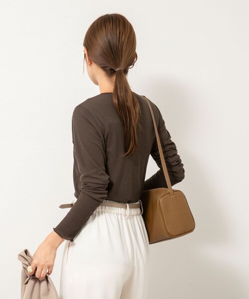 NOLLEY’S(ノーリーズ)の「ウォッシャブルシアーフライスロンT(Tシャツ/カットソー・レディース・ブラック/オフホワイト/ブラウン/ボルドー・38)」の10枚目の写真