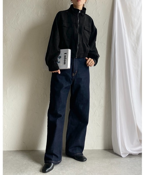 She's Closet(シーズクローゼット)の「ショート丈ジップアップスタンドネックフェイクスエードブルゾン(ブルゾン・レディース・ブラック/ダークブラウン/キャメル・FREE)」の12枚目の写真