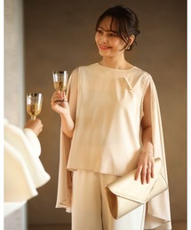 働く女性の レセプションブラウス