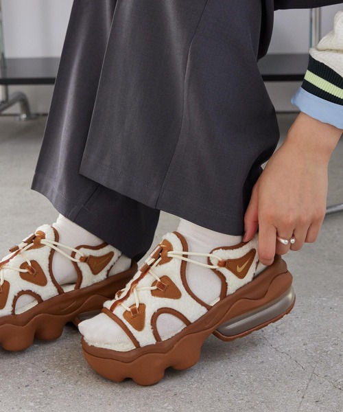 セール】ナイキ エア マックス ココ ファーサンダル / Nike Air Max