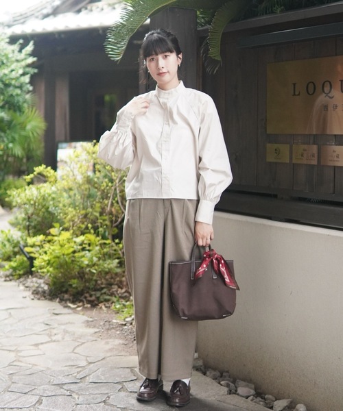 ZOZOMARKET(ゾゾマーケット)の「ラグランバンドカラークロップドブラウス-ZOZOMARKET by ハヤシアンナ(シャツ/ブラウス・レディース・ライトベージュ・マルチサイズ)」の10枚目の写真