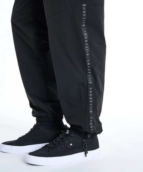 BILLABONG（ビラボン）の「BILLABONG メンズ 【A/DIV.】THERMO MESH セットアップパンツ 【2025年秋冬モデル】 @autumn/ビラボンセットアップ対応サイドロゴナイロンパンツ（その他パンツ・メンズ・ブラック/ブラック系その他・X-LARGE/LARGE/MEDIUM）」の7枚目の写真