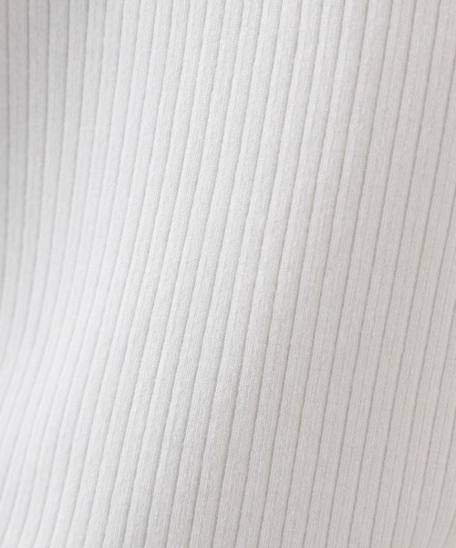 OMNES(オムネス)の「テレコタートルネック ロングスリーブ トップス(Tシャツ/カットソー・レディース・ホワイト/ブラック/ブルー/イエロー・FREE)」の15枚目の写真