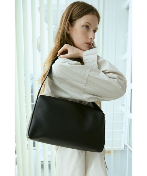 スマホポケットワンハンドルバッグ / ペットボトル収納可能