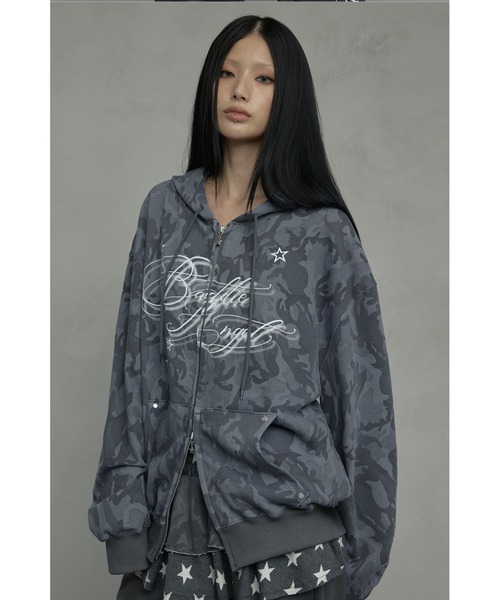 NIIER NOR(ニアノア)の「A'GEM/9 × .kom 『NIIER NOR/ニアノア』 BA CAMOUFLAGE HOOD ZIP-UP/カモフラージュデザイン ジップアップパーカー(パーカー・レディース・グレー/ピンク・FREE)」の6枚目の写真