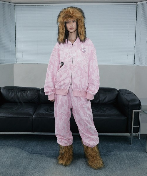NIIER NOR(ニアノア)の「A'GEM/9 × .kom 『NIIER NOR/ニアノア』 BA CAMOUFLAGE HOOD ZIP-UP/カモフラージュデザイン ジップアップパーカー(パーカー・レディース・グレー/ピンク・FREE)」の7枚目の写真