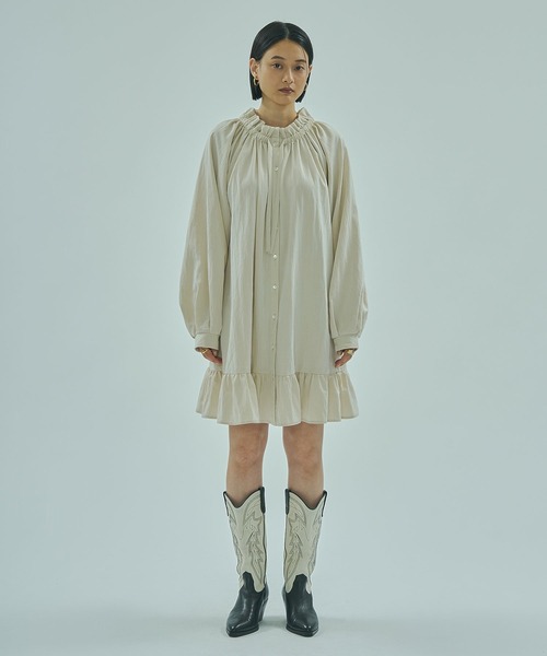 ROSE BUD(ローズバッド)の「FRILL DRESS(ワンピース・レディース・ブルー/オフホワイト・ONE SIZE)」の3枚目の写真