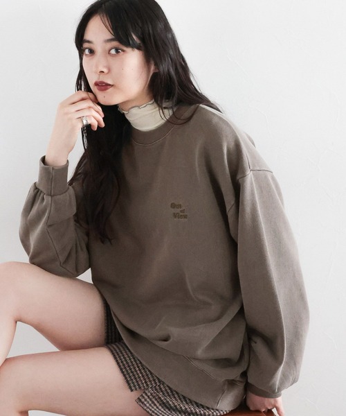 RAGEBLUE(レイジブルー)の「ロゴ刺繍ピグメント裏毛プルオーバー(スウェット・レディース・ブラウン/イエロー/レッド・FREE)」の11枚目の写真