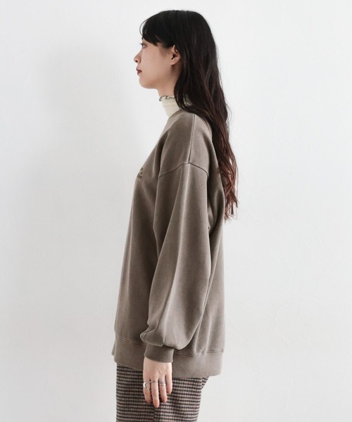 RAGEBLUE(レイジブルー)の「ロゴ刺繍ピグメント裏毛プルオーバー(スウェット・レディース・ブラウン/イエロー/レッド・FREE)」の16枚目の写真