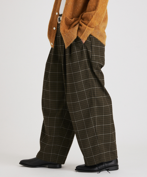 JOURNAL STANDARD J.S HOMESTEAD（ジャーナルスタンダードホームステッド）の「J.S.Homestead / エコ ドライ TR エア クルー パンツ（スラックス・メンズ・ライトグリーン/ブラック/カーキ/グレー・MEDIUM/LARGE）」の8枚目の写真