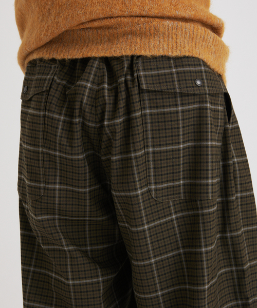 JOURNAL STANDARD J.S HOMESTEAD（ジャーナルスタンダードホームステッド）の「J.S.Homestead / エコ ドライ TR エア クルー パンツ（スラックス・メンズ・ライトグリーン/ブラック/カーキ/グレー・MEDIUM/LARGE）」の11枚目の写真