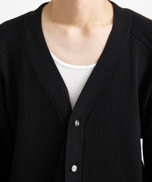 CONZ(コンズ)の「RIB OVER SIZE CARDIGAN(カーディガン/ボレロ・メンズ・ブラック/ダークグレー・2/3/1)」の11枚目の写真