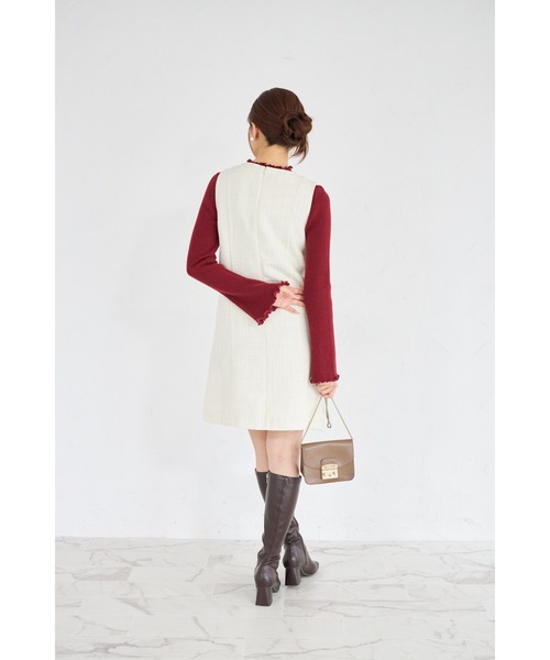 tocco closet（トッコ　クローゼット）の「【ZOZO限定】パールネック×フラワービジューフェイクポケットツイードジャンパースカート（ジャンパースカート・レディース・オフホワイト/ブラック・M）」の7枚目の写真