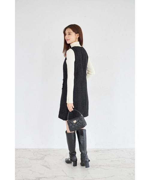 tocco closet（トッコ　クローゼット）の「【ZOZO限定】パールネック×フラワービジューフェイクポケットツイードジャンパースカート（ジャンパースカート・レディース・オフホワイト/ブラック・M）」の20枚目の写真