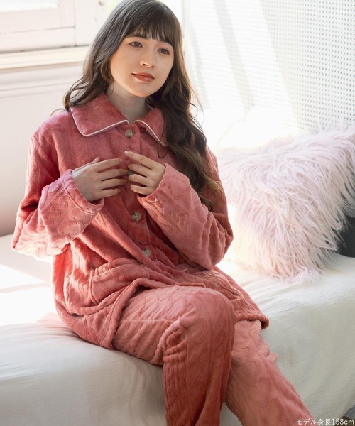 fran de lingerie（フランデランジェリー）の「もこもこ パジャマ 冬 ルームウェア レディース あったか モコモコ 前開き 着る毛布「メモリーフリース」全開上下セット（ルームウェア/パジャマ・レディース・ワイン系/オフホワイト/ネイビー/ブラウン系その他・M-L）」の11枚目の写真