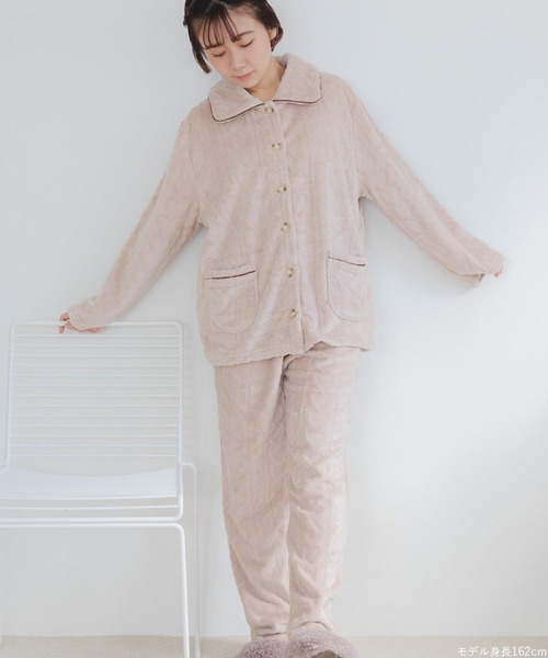 fran de lingerie（フランデランジェリー）の「もこもこ パジャマ 冬 ルームウェア レディース あったか モコモコ 前開き 着る毛布「メモリーフリース」全開上下セット（ルームウェア/パジャマ・レディース・ワイン系/オフホワイト/ネイビー/ブラウン系その他・M-L）」の22枚目の写真