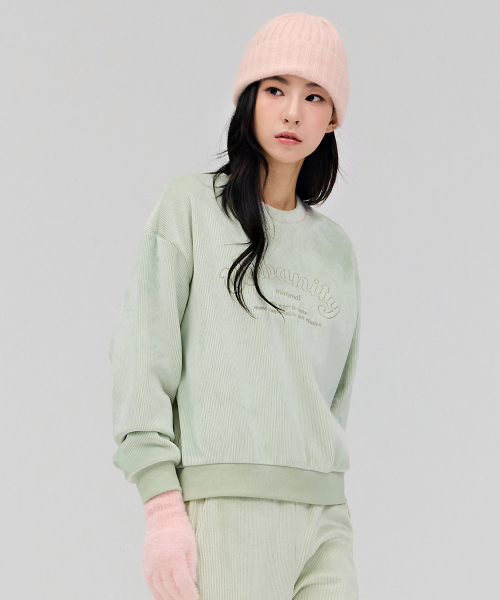 CHASECULT（チェイスカルト）の「女性起毛刺繍スウェットTシャツ-ミント（スウェット・レディース・ミント・90/85）」の3枚目の写真