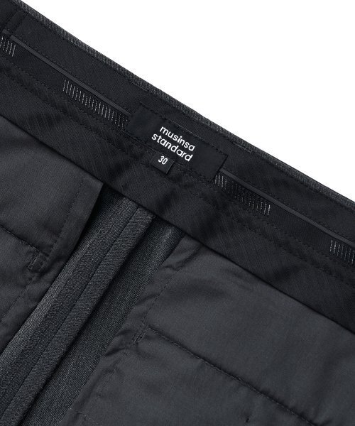 MUSINSA STANDARD（ムシンサスタンダード）の「ウールブレンドリラックステーパードヒドゥンバンディングクロップスラックス[ミディアムグレー]（スラックス・メンズ・その他・40/38/42/36/34/32/30/31/33/26/27/28/29）」の6枚目の写真