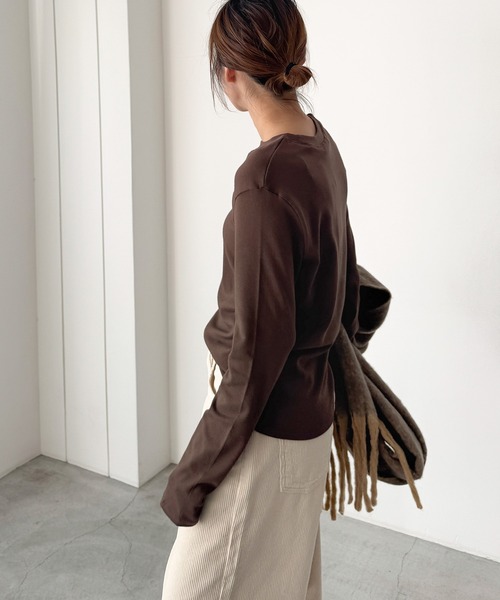 CANAL JEAN(キャナルジーン)の「El mar 起毛スムースベーシックロンT(Tシャツ/カットソー・レディース・アイボリー/ブラック/ヘザーグレー/ブラウン・ONE SIZE)」の13枚目の写真