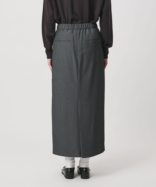 UNITED ARROWS（ユナイテッドアローズ）の「2タック デニムライク ロングスカート ‐ウォッシャブル‐（スカート・レディース・ブラック/ネイビー・38/36）」の5枚目の写真