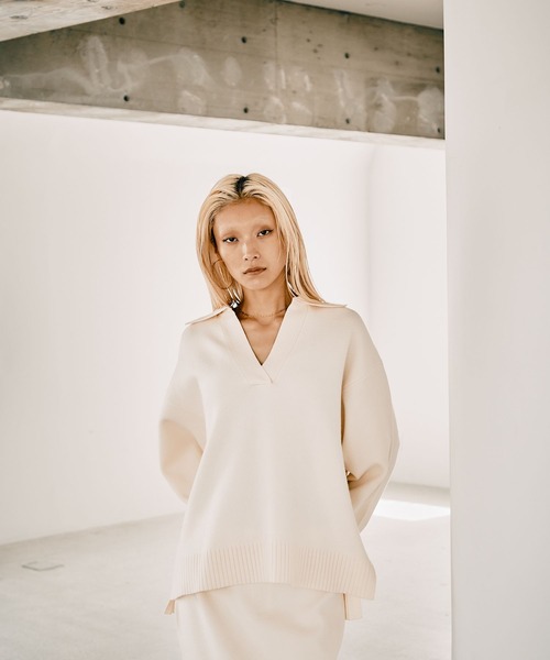 HEREIAM（ヘレイアム）の「【HEREIAM】やみつきになる肌触り/ファインタッチスキッパーニット（ニット/セーター・レディース・アイボリー/ブラック/ダークブラウン・FREE）」の19枚目の写真