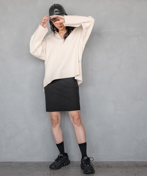 HEREIAM（ヘレイアム）の「【HEREIAM】やみつきになる肌触り/ファインタッチスキッパーニット（ニット/セーター・レディース・アイボリー/ブラック/ダークブラウン・FREE）」の22枚目の写真